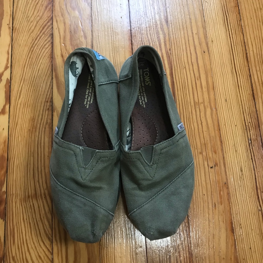 Green Toms